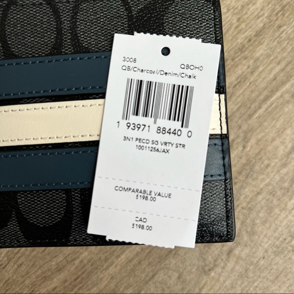 Coach 3 In 1 Wallet In Signature Canvas With Varsity Stripe - Picture 8 of 8